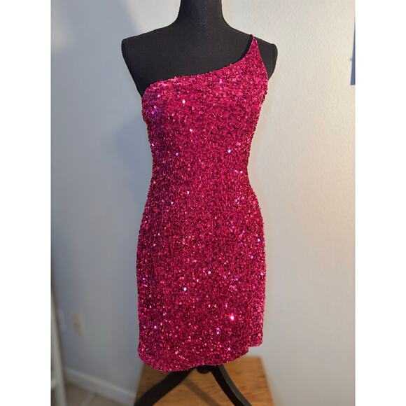 MIDNIGHT DOLL Dillard’s One Shoulder Sequin Front Slit Bodycon Dress - Picture 5 of 11